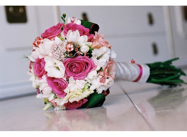 Flores: Buquês de noiva : Buquê misto de flores nobres (cores variadas) |  Floricultura Muriel - (11) 4666-3069