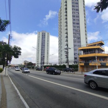 Locação apartamento R$ 2.800,00 (pacote)  Interlagos – em frente ao McDonald’s e Carrefour Bairro, sendo 3 dormitórios