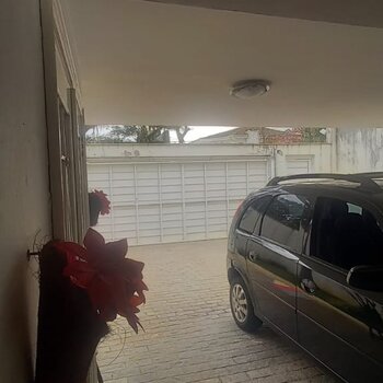 Sobrado $ 1.500.000,00 Bolsão de interlagos - Terreno 400 m² com 350 m² de área construída - 3 dormitórios 1 suíte 4 vagas e piscina