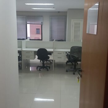 Locação Escritório Mobiliado 3 salas 114m² R$ 10.600,00 Vila Olímpia (pacote incluso taxa de condomínio e IPTU) 