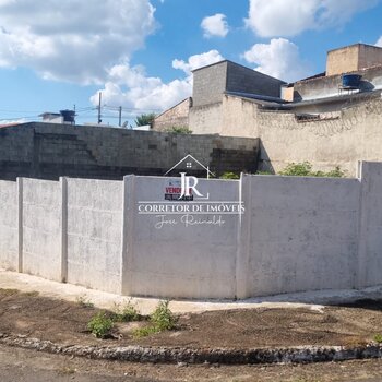Terreno de Esquina Residencial Oliveira