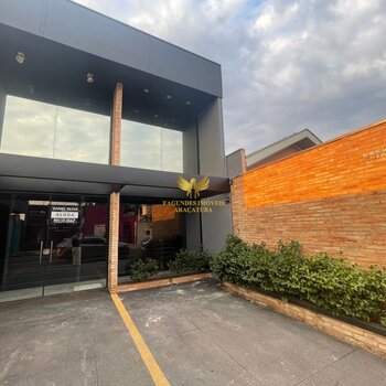 ALUGA- SE SALÃO RUA   CRISTIANO OLSEN