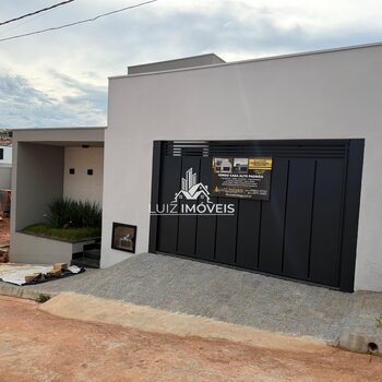 Vendo Casa Alto Padrão Portal das Palmeiras São Gotardo MG 
