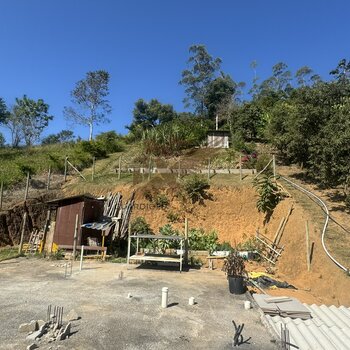 Sítio a venda na localidade de Aparecidinha, próximo a Marechal Floriano - ES