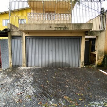 Sobrado Parque América 